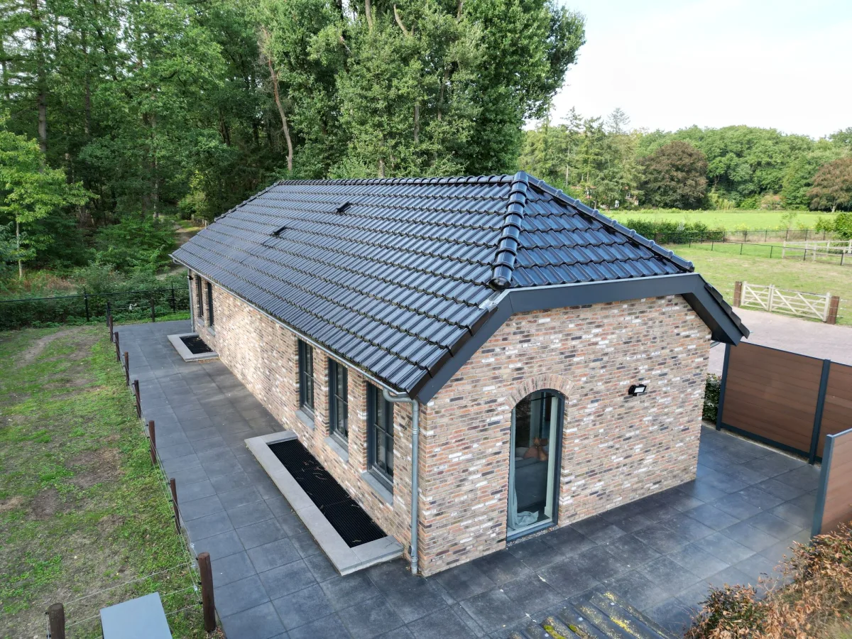 Dronefoto vakantiehuis Klein Kolthoorn met terras